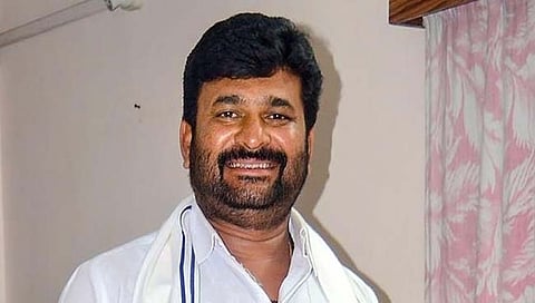 ವಿನಯ್ ಕುಲಕರ್ಣಿ
