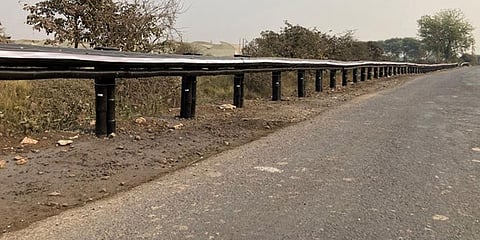 ಬಿದಿರಿನ ರಸ್ತೆ ತಡೆಗೋಡೆ
