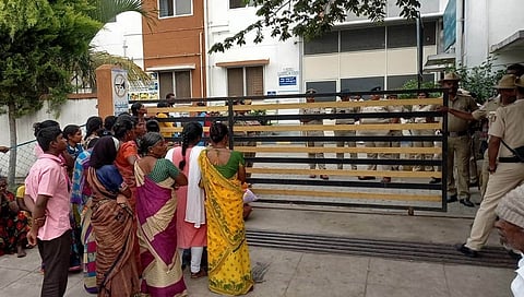 ಮೃತ ಬಾಣಂತಿ ಸಂಬಂಧಿಕರ ಪ್ರತಿಭಟನೆ