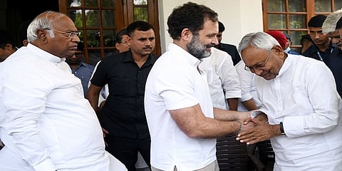 ಖರ್ಗೆ, ರಾಹುಲ್, ನಿತೀಶ್ ಕುಮಾರ್
