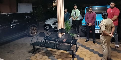 ಕಾಪು ಬಳಿ ರಾಷ್ಟ್ರೀಯಲ್ಲಿ ಕಾರ್ ರೇಸಿಂಗ್, ಅಪಾಯಕಾರಿ ಸಾಹಸ: ನಾಲ್ವರು ಯುವಕರ ಬಂಧನ