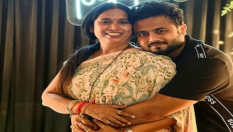 ಪುತ್ರ ಮೃಣಾಲ್ ಜೊತೆ ಲಕ್ಷ್ಮಿ ಹೆಬ್ಬಾಳ್ಕರ್