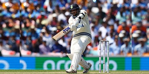 ಶಾರ್ದೂಲ್ ಠಾಕೂರ್ ಬ್ಯಾಟಿಂಗ್