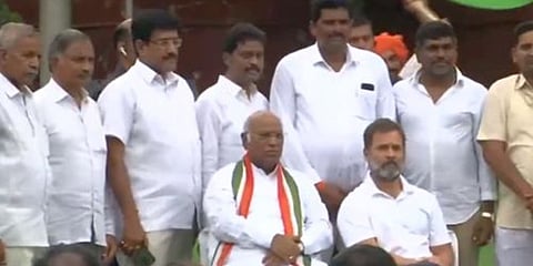 ಖರ್ಗೆ, ರಾಹುಲ್ ಭೇಟಿ ಮಾಡಿದ ಬಿಆರ್ ಎಸ್ ನಾಯಕರು