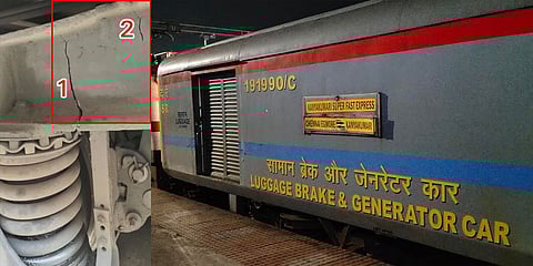 Chennai Egmore Express ರೈಲಿನ ಕೋಚ್ನಲ್ಲಿ ಬಿರುಕು