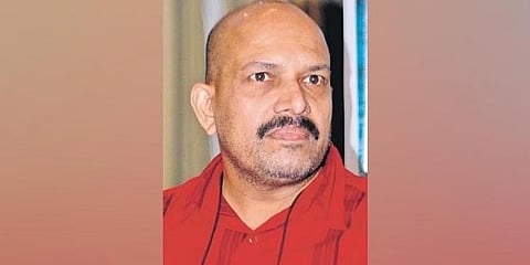 ವಿ ಮನೋಹರ್