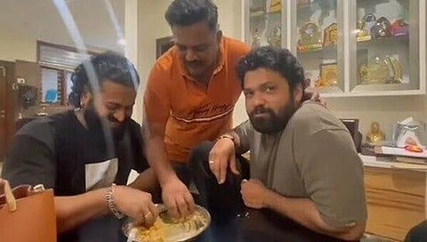 ಒಟ್ಟಿಗೆ ಬಿರಿಯಾನಿ ಸವಿದ ರಿಷಬ್, ರಕ್ಷಿತ್ ಮತ್ತು ಪ್ರಮೋದ್ ಶೆಟ್ಟಿ