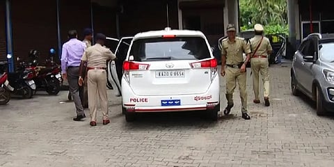 ಸಿಐಡಿ ಅಧಿಕಾರಿಗಳು