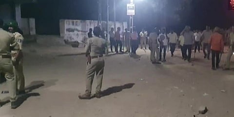 ಗುಜರಾತ್: ಪೊಲೀಸ್ ದಾಳಿ ವೇಳೆ ಗುಂಪು ದಾಳಿ