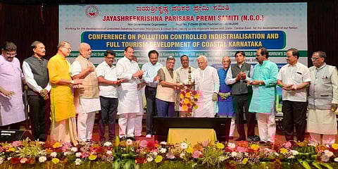 ಸಂವಾದ ಕಾರ್ಯಕ್ರಮ ಉದ್ಘಾಟಿಸಿದ ಮಾಜಿ ಸಿಎಂ ಜಗದೀಶ್ ಶೆಟ್ಟರ್