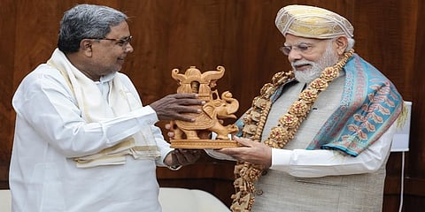 ಪ್ರಧಾನ ಮಂತ್ರಿಗಳನ್ನು ದೆಹಲಿಯಲ್ಲಿ ಭೇಟಿ ಮಾಡಿ ಸನ್ಮಾನಿಸಿದ ಸಿಎಂ ಸಿದ್ದರಾಮಯ್ಯ