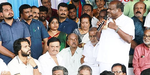 ಕಾವೇರಿ ಪ್ರತಿಭಟನೆಯಲ್ಲಿ ಕುಮಾರಸ್ವಾಮಿ