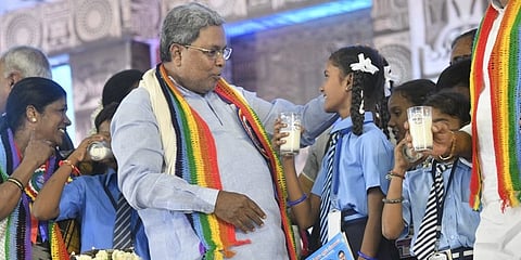 ಮಧುಗಿರಿಯಲ್ಲಿ ನಡೆದ ಕಾರ್ಯಕ್ರಮದಲ್ಲಿ ಸಿಎಂ ಸಿದ್ದರಾಮಯ್ಯ