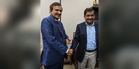 ಡಾ. ಸಿ.ಎನ್. ಮಂಜುನಾಥ್ - ಡಾ. ರವೀಂದ್ರನಾಥ್
