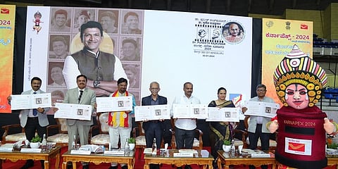 ಅಂಚೆಚೀಟಿಗಳ ಹಬ್ಬದಲ್ಲಿ ಪುನೀತ್ ರಾಜ್ ಕುಮಾರ್ ಛಾಯಾಚಿತ್ರವಿರುವ ಲಕೋಟೆ ಬಿಡುಗಡೆ