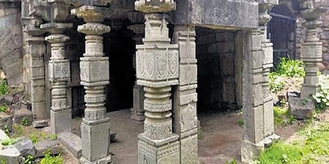 ಸೋಮೇಶ್ವರ ದೇವಸ್ಥಾನ