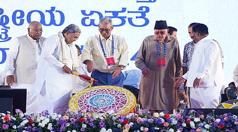 ಫಾರೂಕ್ ಅಬ್ದುಲ್ಲಾ, ಸಿಎಂ ಸಿದ್ದರಾಮಯ್ಯ ಮತ್ತಿತರರು