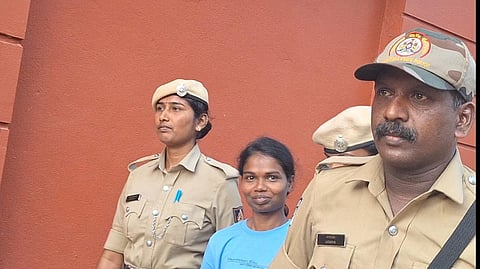 ಉಡುಪಿ: ಸ್ಥಳ ಮಹಜರಿಗೆ ಕಬ್ಬಿನಾಲೆಗೆ ನಕ್ಸಲ್ ಶ್ರೀಮತಿಯನ್ನು ಕರೆತಂದ ಪೊಲೀಸರು!