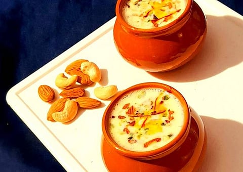 ಬಾದಾಮಿ ಹಾಲು