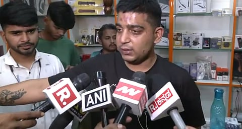 ಗಾಯಾಳು ಅಂಗಡಿ ಮಾಲೀಕ ಮುಖೇಶ್