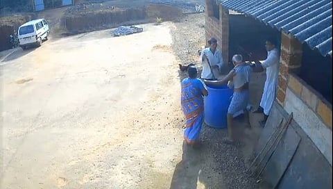 ವೃದ್ಧ ದಂಪತಿ ಮೇಲೆ ಹಲ್ಲೆ