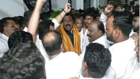 ಡಾ ನಾಸಿರ್ ಹುಸೇನ್ ಪರ ಸಂಭ್ರಮಾಚರಣೆ ಸಂದರ್ಭ 