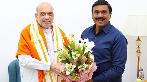 ಲೋಕಸಭಾ ಚುನಾವಣೆಯ ಹೊಸ್ತಿಲಲ್ಲಿ ದೊಡ್ಡ ತಿರುವು​; ಅಮಿತ್ ಶಾ ಭೇಟಿ ಮಾಡಿದ ಗಾಲಿ ಜನಾರ್ದನ ರೆಡ್ಡಿ, ತೀವ್ರ ಕುತೂಹಲ
