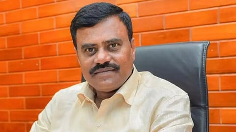 ಕಾಂಗ್ರೆಸ್ ಶಾಸಕ ಎಸ್ಆರ್ ಶ್ರೀನಿವಾಸ್