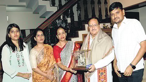 ಮಂಗಳಾ ಅಂಗಡಿ ನಿವಾಸಕ್ಕೆ ಜೆಪಿ ನಡ್ಡಾ ಭೇಟಿ