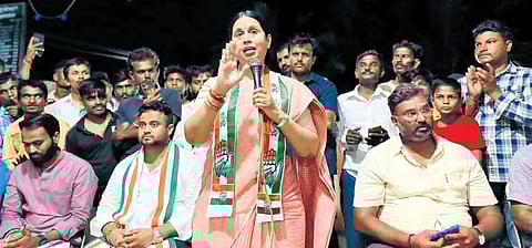 ಸಚಿವೆ ಲಕ್ಷ್ಮೀ ಹೆಬ್ಬಾಳ್ಕರ್ 