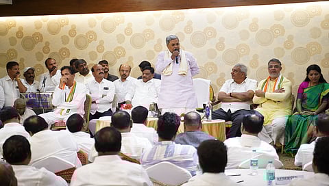 ಸಿಎಂ ಸಿದ್ದರಾಮಯ್ಯ ಮತ್ತಿತರರು