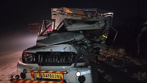 ಗೂಡ್ಸ್ ವಾಹನ ಜಖಂ ಆಗಿರುವುದು 