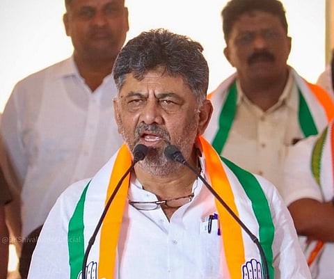 ಡಿ ಕೆ ಶಿವಕುಮಾರ್ 
