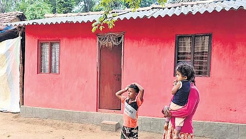 ಕೊಡಗು ಜಿಲ್ಲೆಯಲ್ಲಿರುವ ಬುಡಕಟ್ಟು ಜನಾಂಗ
