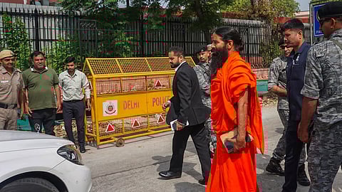 ಪತಂಜಲಿ ದಾರಿ ತಪ್ಪಿಸುವ ಜಾಹೀರಾತು: ಸಾರ್ವಜನಿಕವಾಗಿ ಕ್ಷಮೆಕೋರಲು ಬಾಬಾ ರಾಮ್‌ದೇವ್, ಬಾಲಕೃಷ್ಣ ಮುಂದು