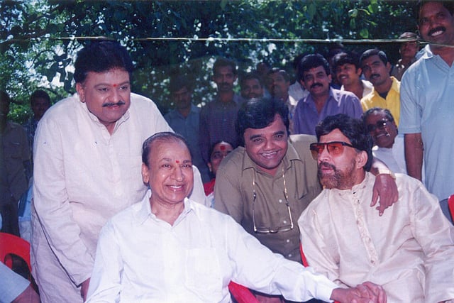 ಕನ್ನಡದ ದಿಗ್ಗಜ ನಟರಾದ ಡಾ. ರಾಜ್ ಕುಮಾರ್, ವಿಷ್ಣುವರ್ಧನ್, ಎಸ್ ಪಿ ಬಾಲಸುಬ್ರಮಣ್ಯಂ ಅವರೊಂದಿಗೆ ದ್ವಾರಕೀಶ್