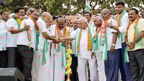 ಹೆಚ್ ಡಿ ಕುಮಾರಸ್ವಾಮಿ, ಬಿಎಸ್ ವೈ ಮತ್ತಿತರರ ಚಿತ್ರ