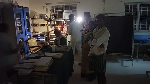 Hospital plunges into darkness in Chitradurga District