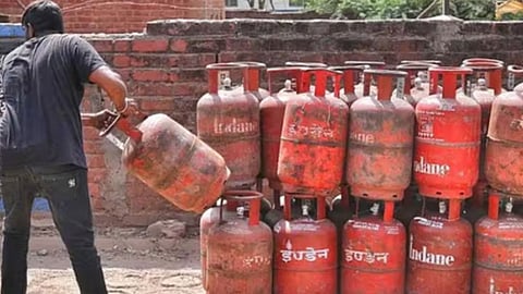 ಸಂಗ್ರಹ ಚಿತ್ರ