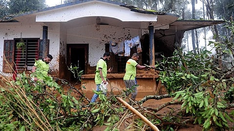 Wayanad landslides: ಕುಳಿತ ಭಂಗಿಯಲ್ಲಿ, ಮಲಗಿದ ಸ್ಥಿತಿಯಲ್ಲಿ ಕಂಡುಬಂದ ಮೃತದೇಹಗಳು...