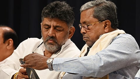 ಸಿದ್ದರಾಮಯ್ಯ, ಡಿ ಕೆ ಶಿವಕುಮಾರ್ 