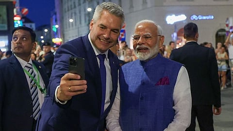 ಆಸ್ಟ್ರಿಯಾ ಚಾನ್ಸೆಲರ್ ಕಾರ್ಲ್ ನೆಹಮ್ಮರ್ ಜೊತೆ ಪ್ರಧಾನಿ ಮೋದಿ