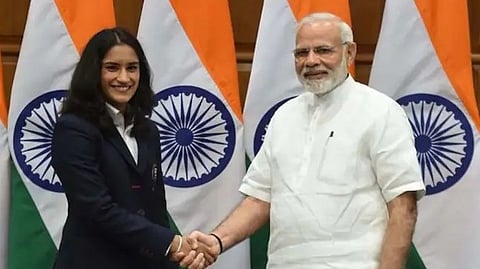 ಪ್ರಧಾನಿ ಮೋದಿ ಜೊತೆ ವಿನೇಶ್ ಫೋಗಟ್(ಸಂಗ್ರಹ ಚಿತ್ರ)
