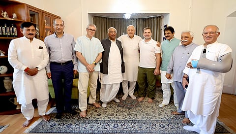 ಫಾರೂಕ್ ಅಬ್ದುಲ್ಲಾ ಅವರೊಂದಿಗೆ ಖರ್ಗೆ, ರಾಹುಲ್ ಮತ್ತಿತರರ ಚಿತ್ರ