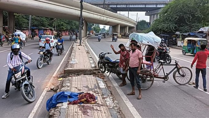 Truck runs over pavement dwellers