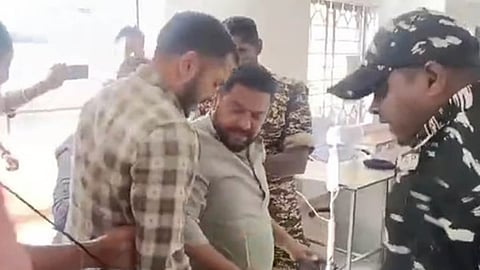 ಮಾಜಿ ಸಚಿವ ಬಿ ನಾಗೇಂದ್ರ ಬಂಧನ ಸಂದರ್ಭ (ಸಂಗ್ರಹ ಚಿತ್ರ)