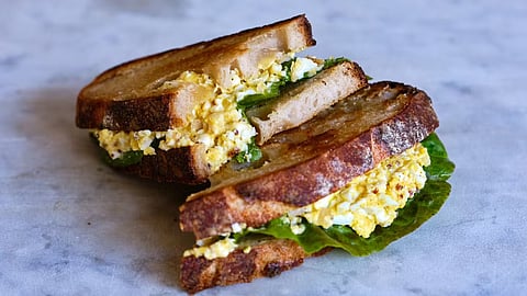 ಎಗ್ ಸ್ಯಾಂಡ್‌ವಿಚ್‌ - Egg sandwich Recipe in Kannada