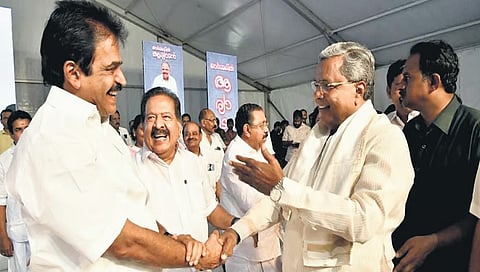 ಕೇರಳದಲ್ಲಿ ವೇಣುಗೋಪಾಲ್ ಜೊತೆ ಸಿದ್ದರಾಮಯ್ಯ