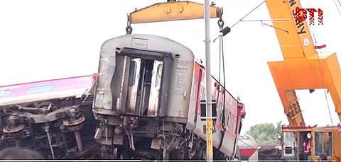 ಮೈಸೂರು-ದರ್ಭಂಗಾ ಬಾಗ್ಮತಿ ಎಕ್ಸ್‌ಪ್ರೆಸ್ ಅಪಘಾತ: ಎರಡು ರೈಲುಗಳ ಮಾರ್ಗ ಬದಲಾವಣೆ