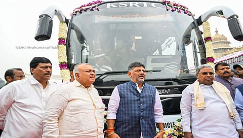 Dk Shivakumar and Siddaramaiah launches Airavath bus